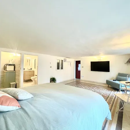 Rosmi Apartment Bari